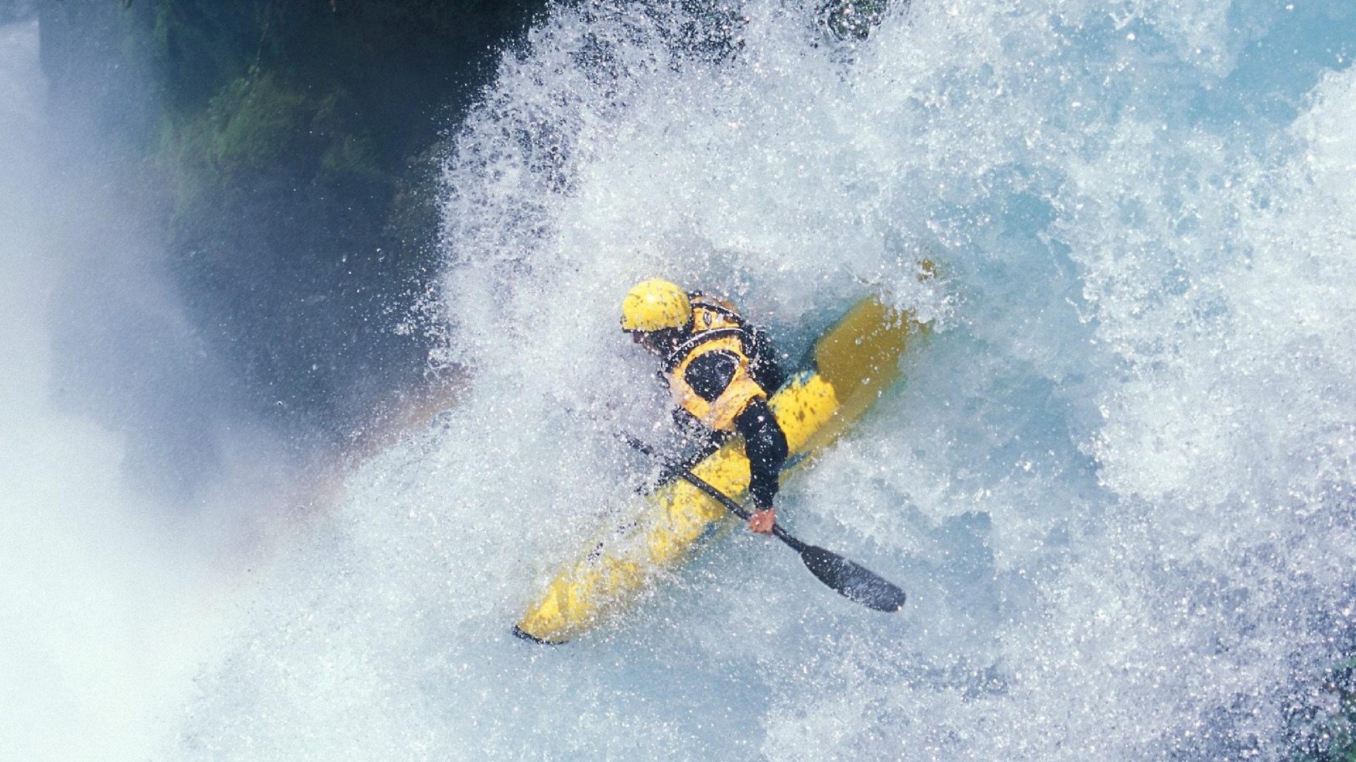 乒乓球团体赛中国男女队均晋级决赛，中国乒乓球男女团蝉联冠军