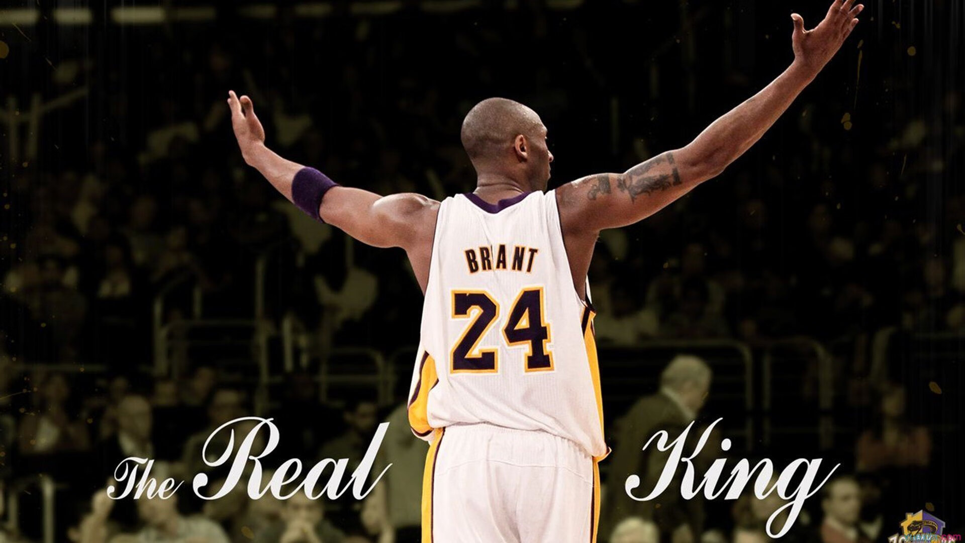 字母哥谈比赛节奏控制是关键因素，字母哥关键时刻