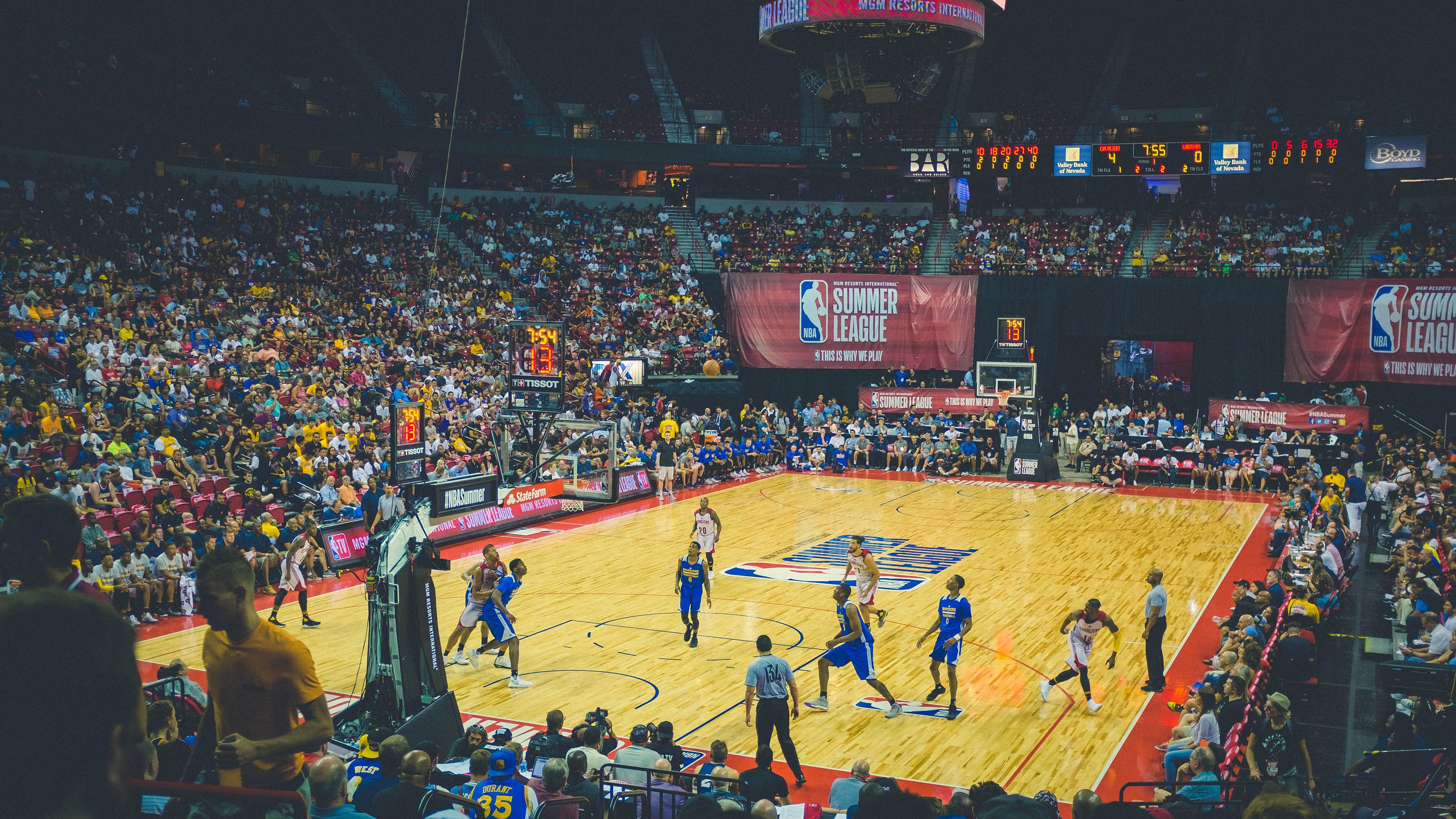 缅甸男篮在亚洲预赛中奋勇争先，期待突破