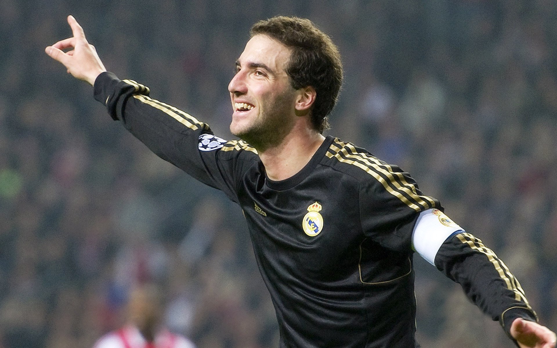 欧洲豪门巅峰对决，火热氛围燃爆现场！，欧洲豪门g14