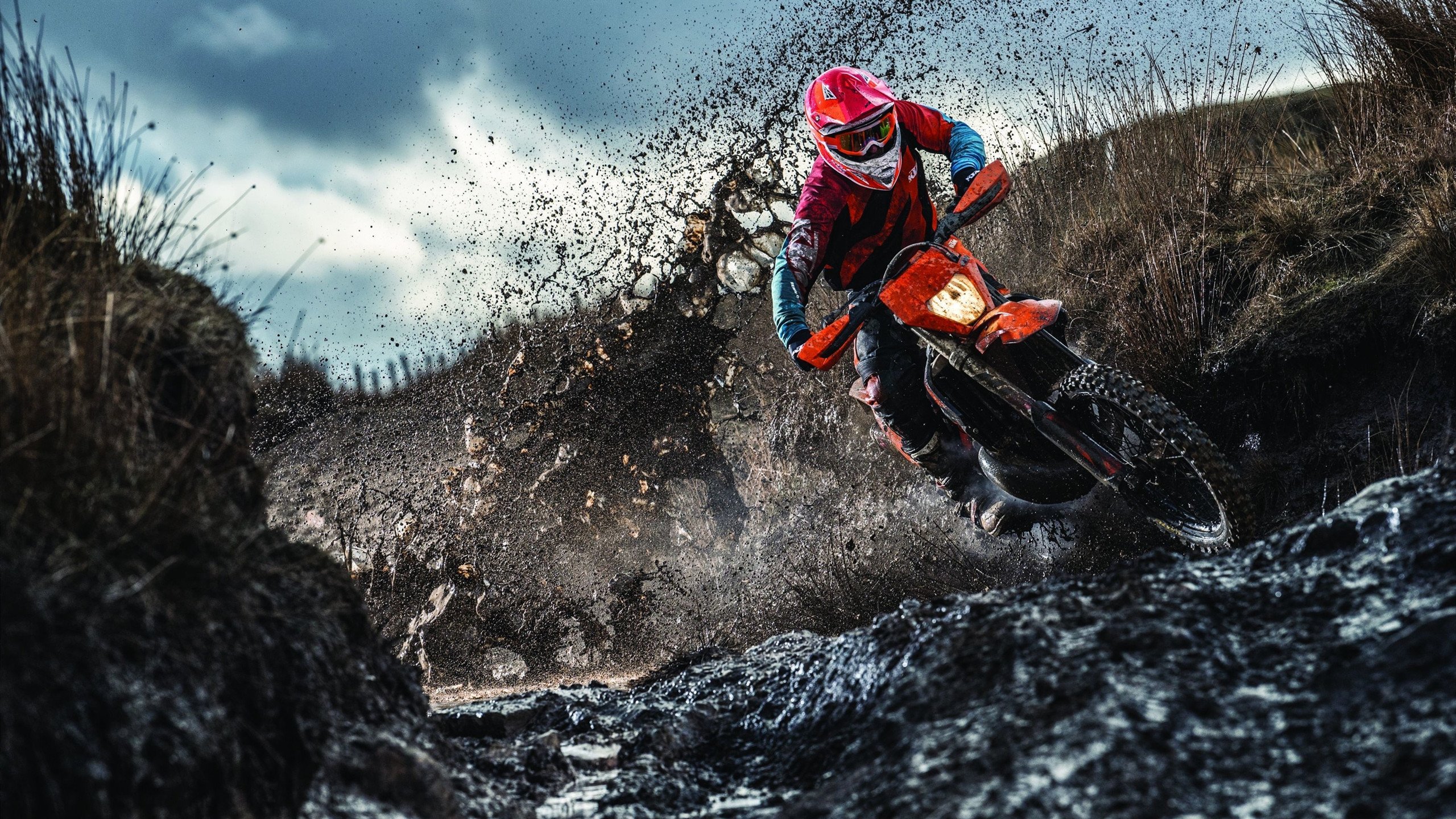 逆境反击！球队奋起直追，逆转局势的秘诀！，足球逆风翻盘